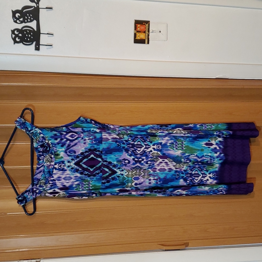 Sleeveless dress large by Tiana b.